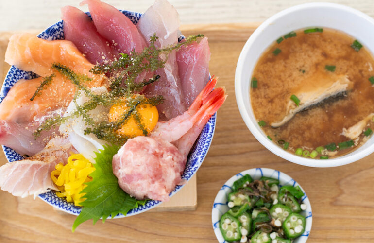 首里散歩 Vol.445 糸満おじいと海鮮丼 